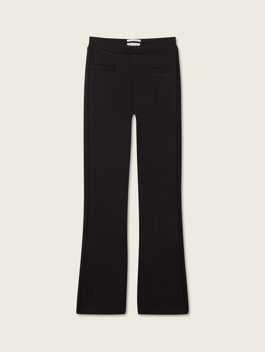 leggings ajustados acampanados con elástico