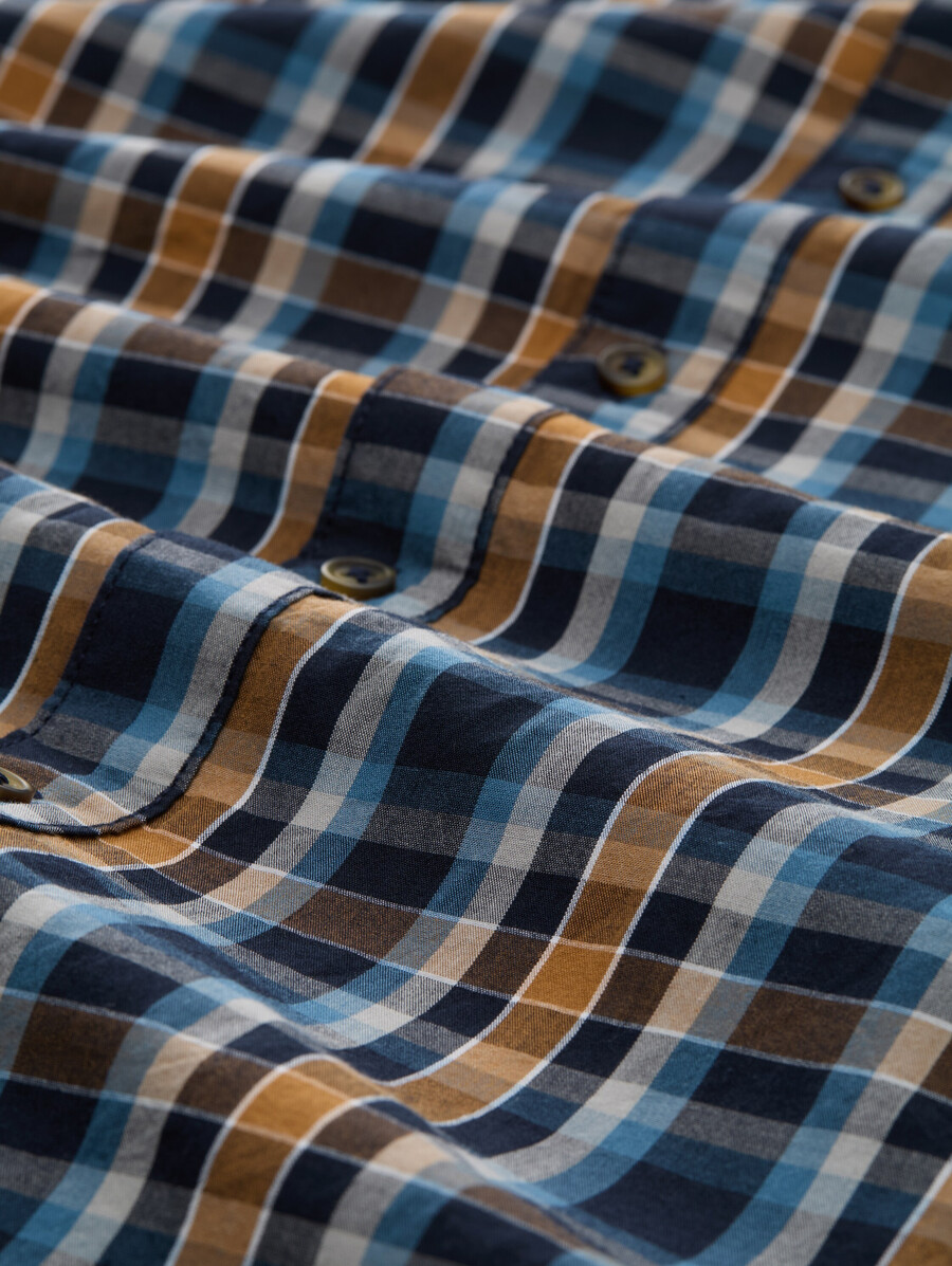 camisa de corte regular con estampado de cuadros