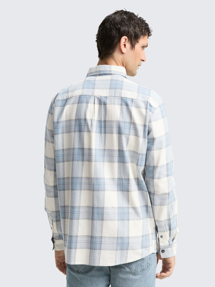 camisa de corte cómodo con estampado de cuadros