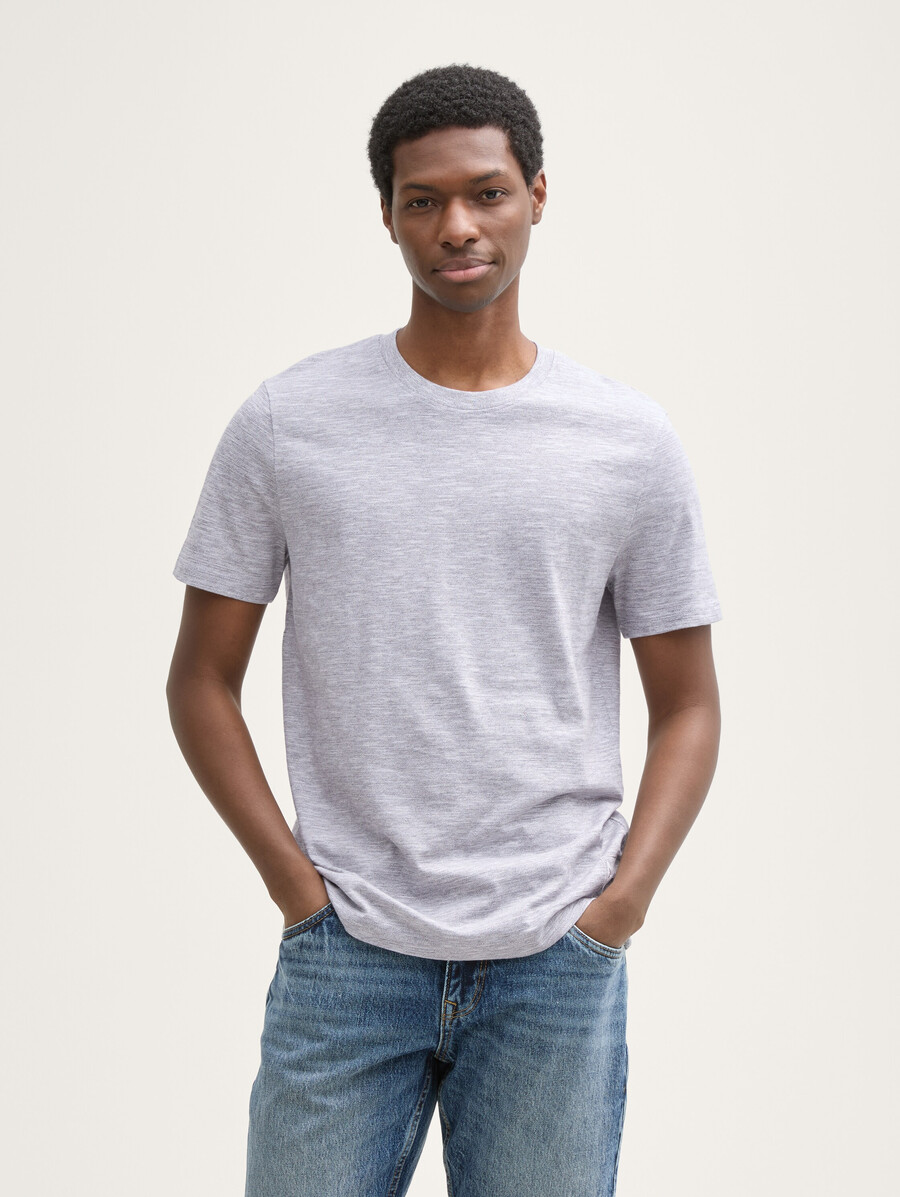 camiseta básica con look melange