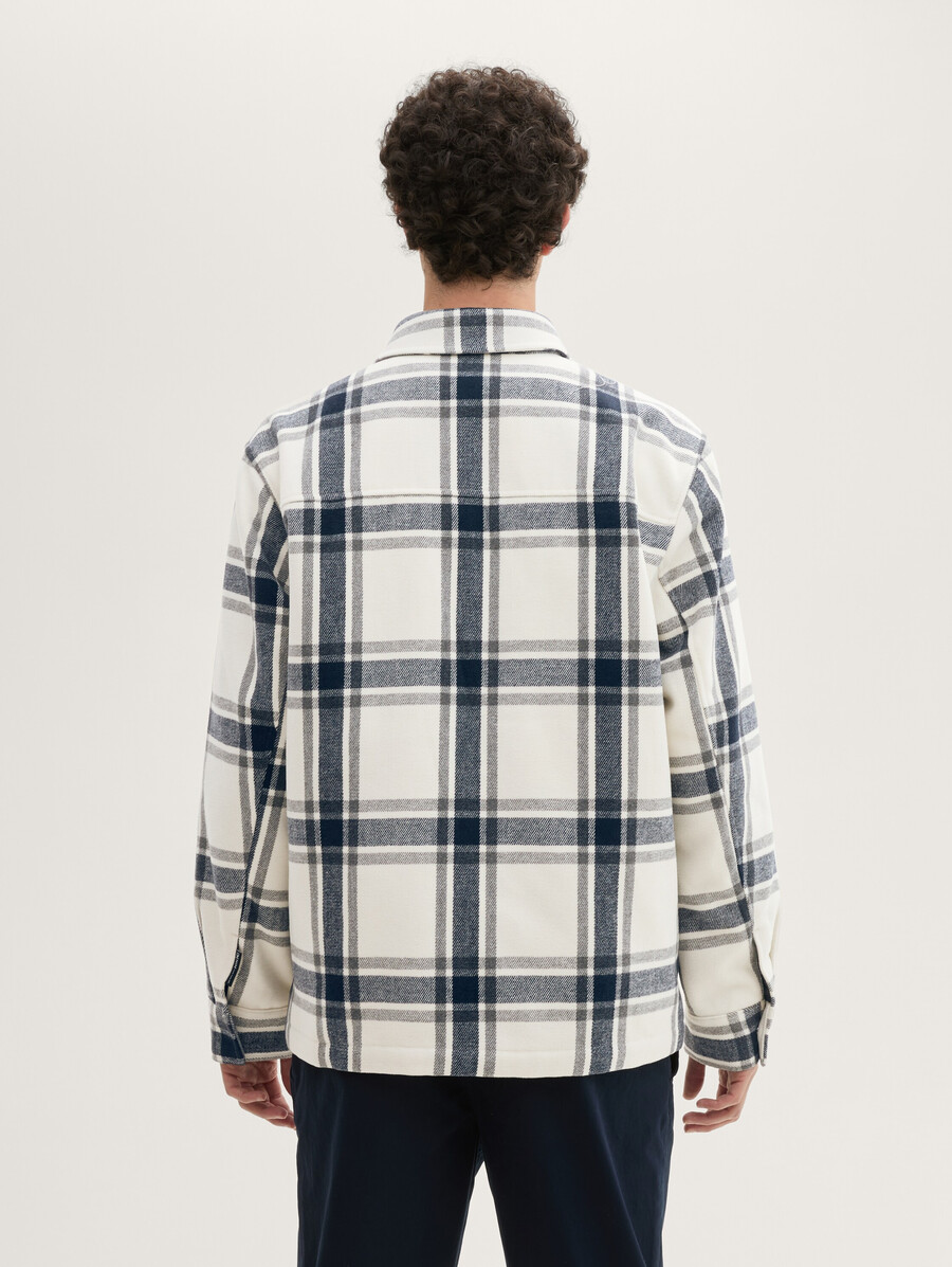 camisa de cuadros