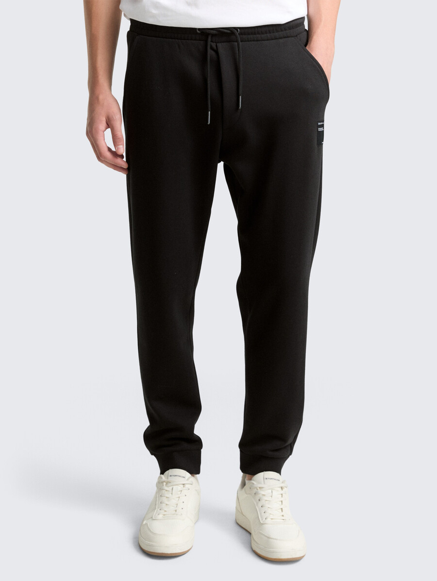 pantalones de jogging básicos