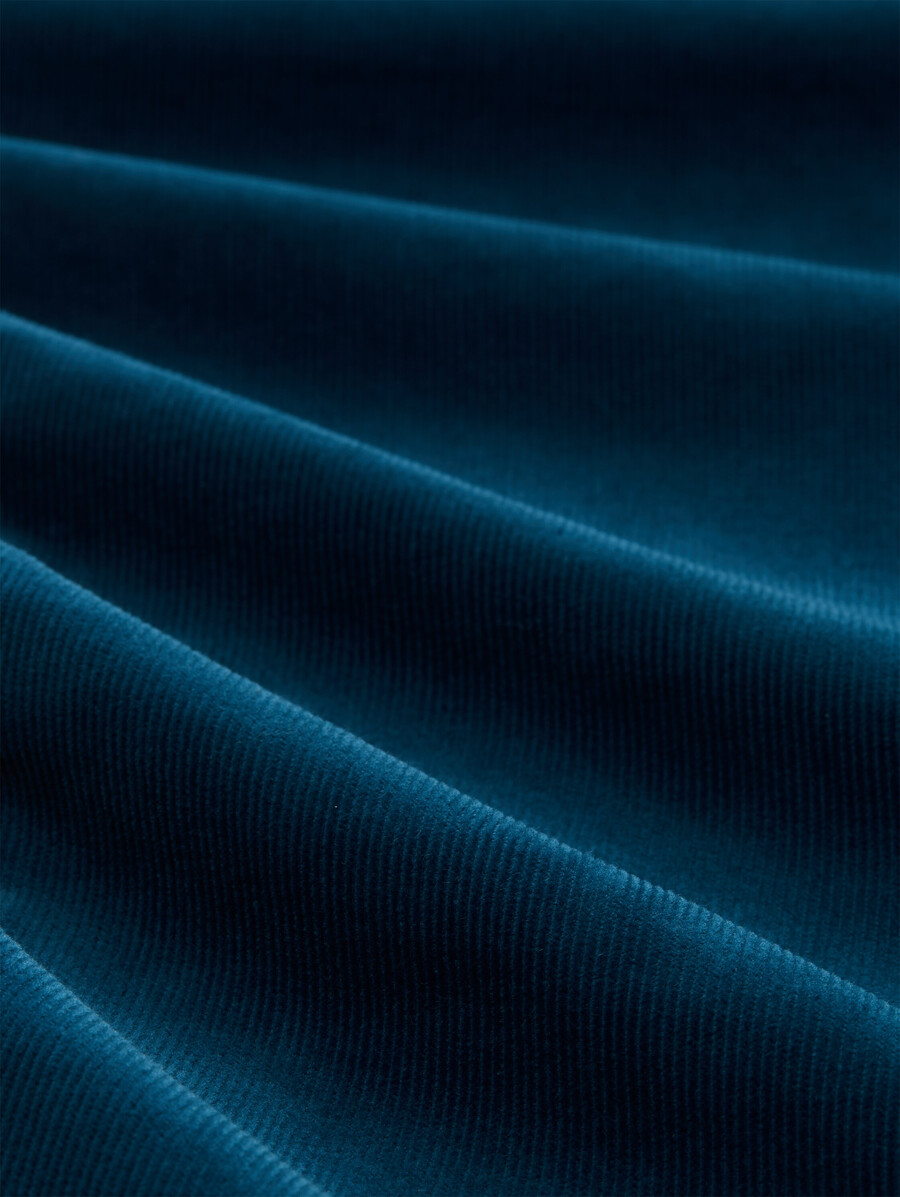 pantalones de pana relajados y cónicos