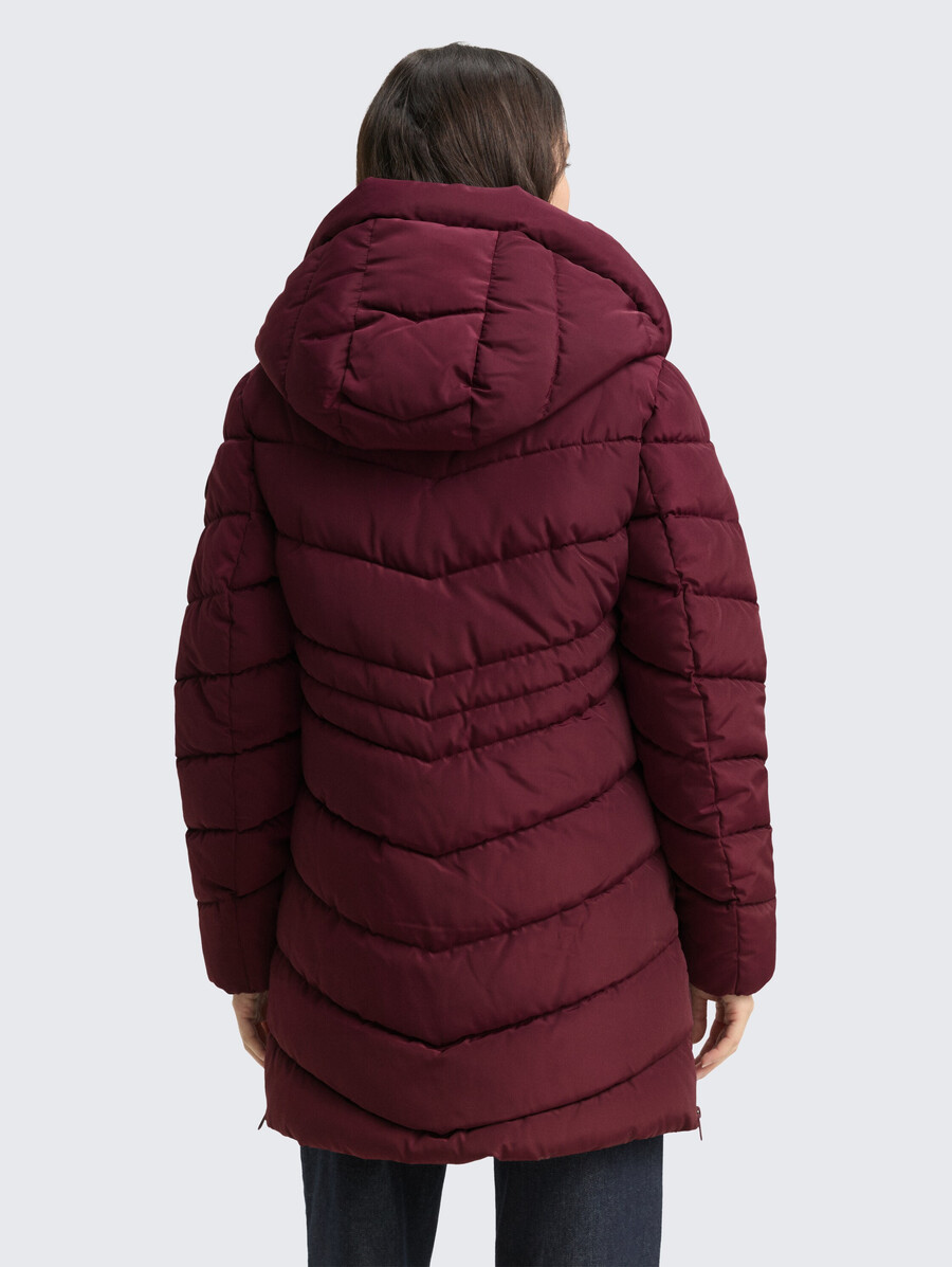 abrigo acolchado con look 2 en 1