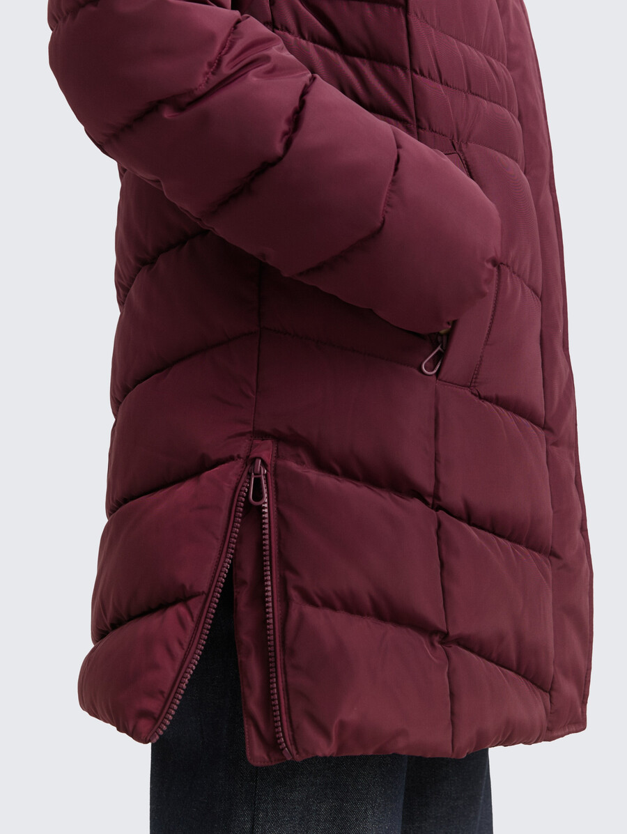 abrigo acolchado con look 2 en 1